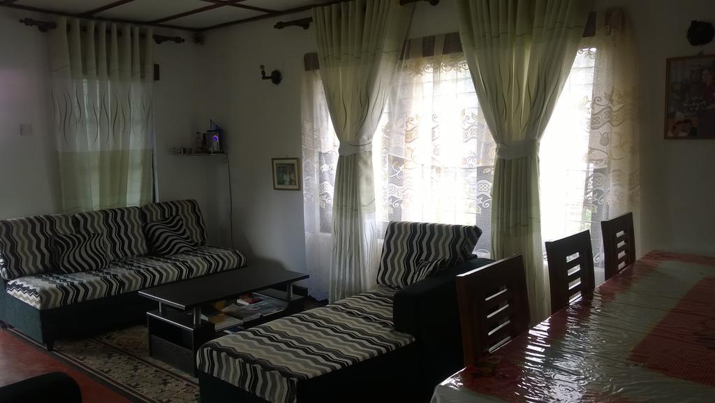 Srihelyes Inn Nuwara Eliya Luaran gambar
